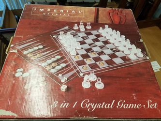 Crystal chess set