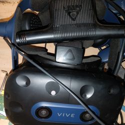 Htc Vive Pro 2 VR  With Wireless Adapter For Computer 
