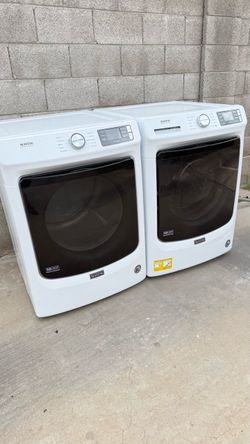 MAYTAG WASHER AND ELECTRIC DRYER