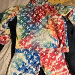 Levi’s Jeans/jackets/louis Vuitton Hoody 