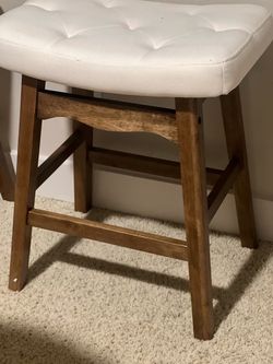Bar stool new 24’