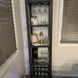 Bar & Wine Tower