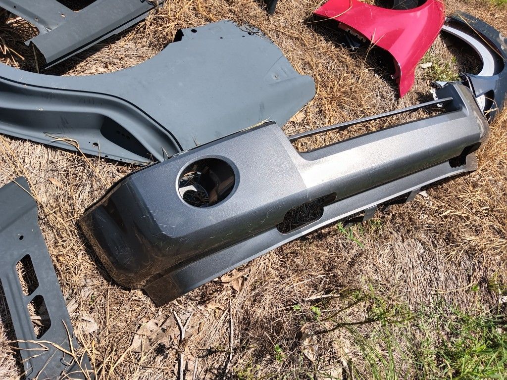 2007 To 2014 Ford Expedition Front Lower Bumper Only