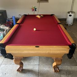 Artisan Design 8’ Pool Table - complete set