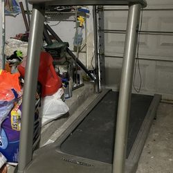 FREE treadmill. Not Working 77064 