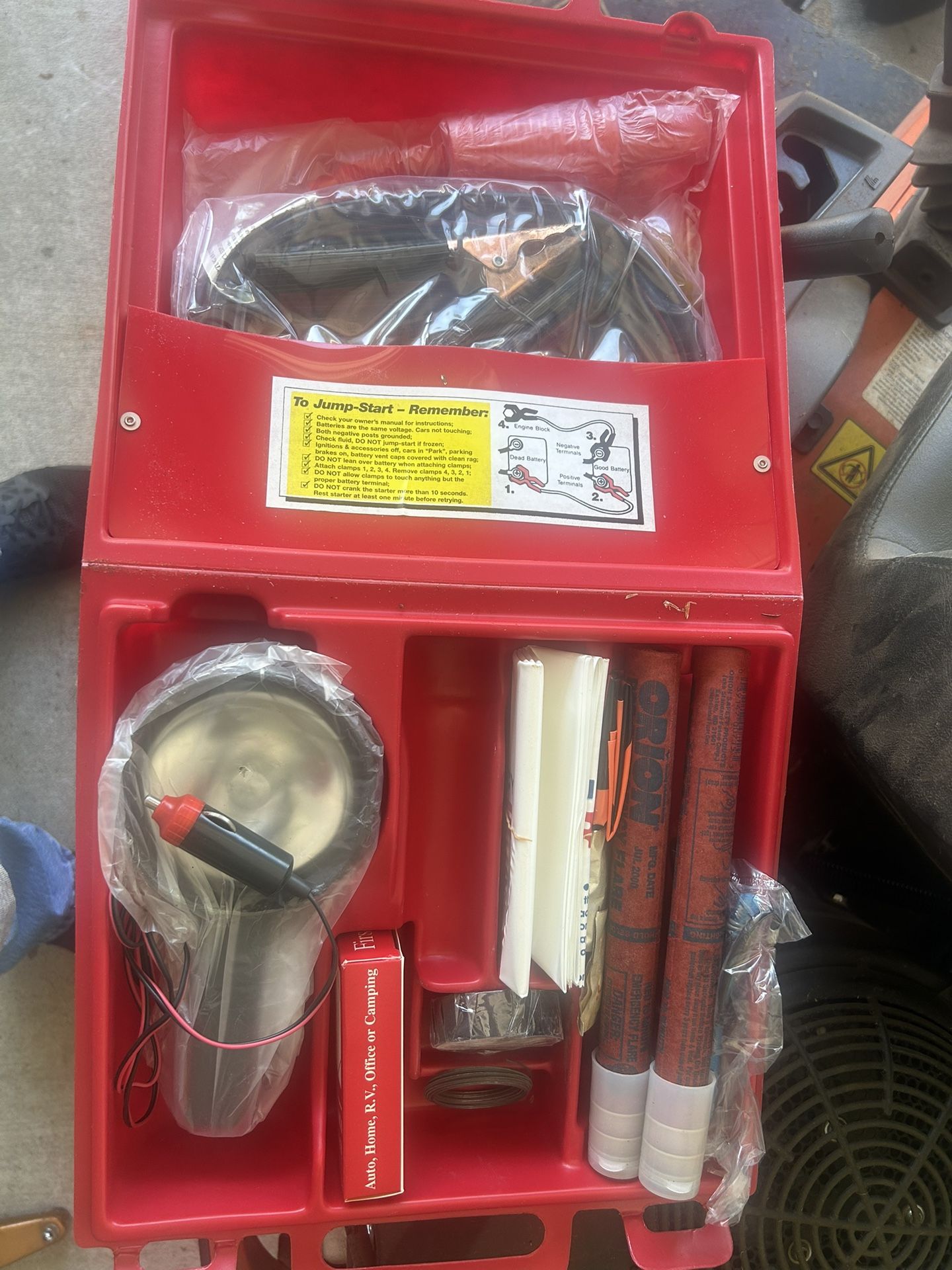 Emergency Roadside Kit - New / Read Below ⬇️ 
