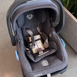 Uppababy Infant Car seat With Newborn Insert And Base