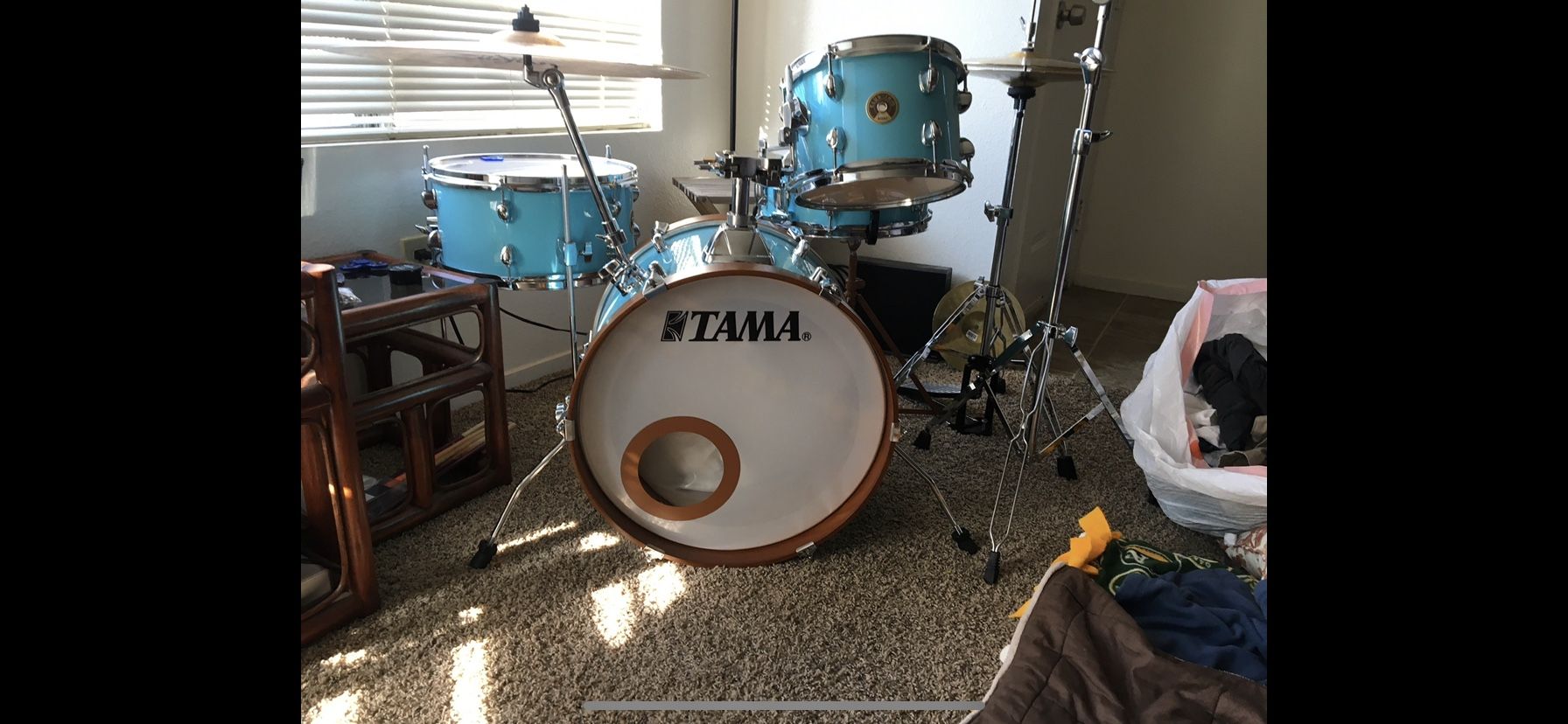 Drum set (TAMA)