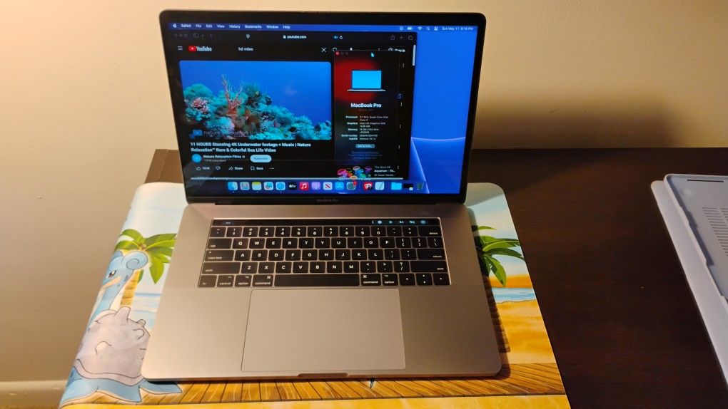 MacBook Pro 2017 15 Inch i7 Touch bar Retina Display