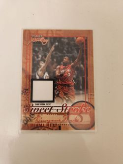 Dwyane Wade Fleer Sweet Sigs Game-Worn Jersey Card