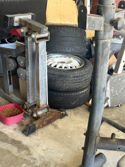 2 tires $100.00 llantas yantas !