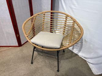 Wide Outdoor Woven Wicker Chair with Cushion