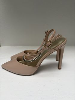 Nine West Nude Chain Pointed Toe Pumps