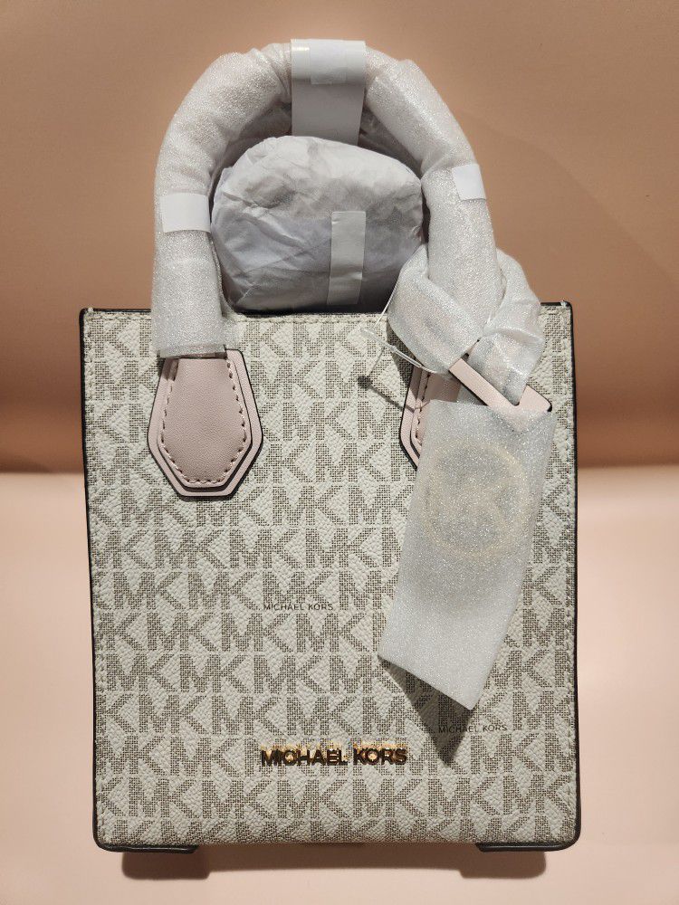 Michael Kors handbag Brand New With Tags