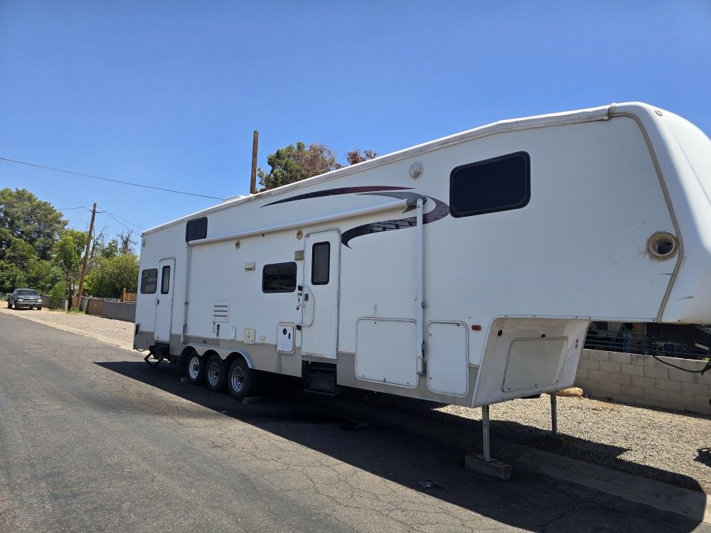 Toy Hauler