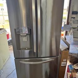 LG Stainless steel Refrigerator 