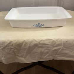 Corning ware casserole dish