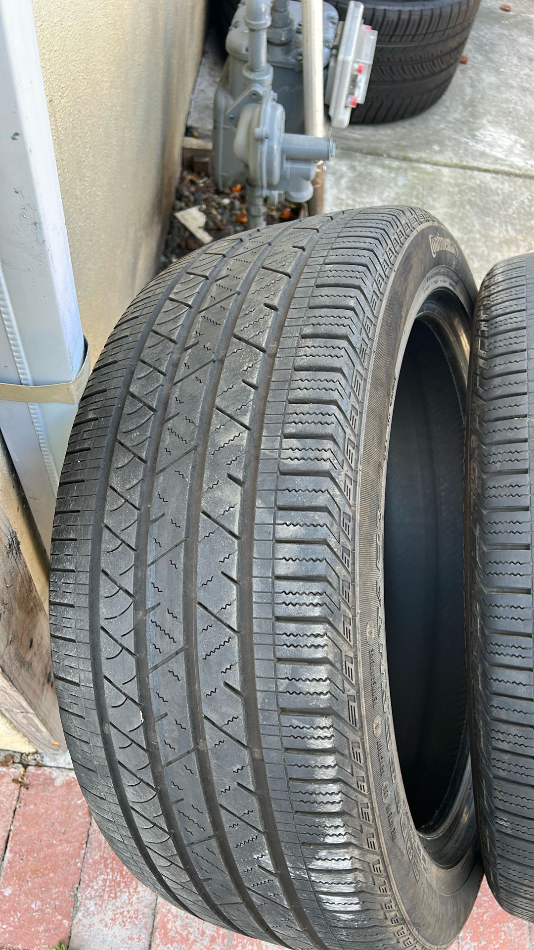 Tires auto Parts