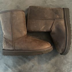 New Ugg Fur Lined Boots