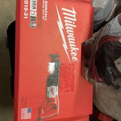 Milwaukee 12A Sawzall