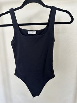 Aritzia Babaton Contour Black Sleeveless Square Neck Bodysuit Sz 2XS