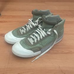 Nike Blazers (Olive)