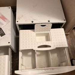 Washer And Dryer In Pedestals