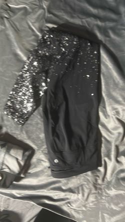 Lululemon Black Sequin Leggings size 8