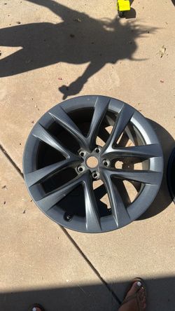 model S 22 inches