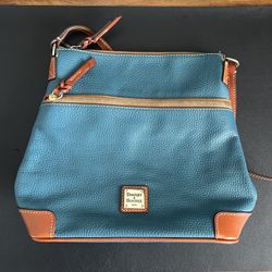 Like New Dooney & Bourke Pebble Leather Hobo Shoulder Sac / Bag - 70% OFF