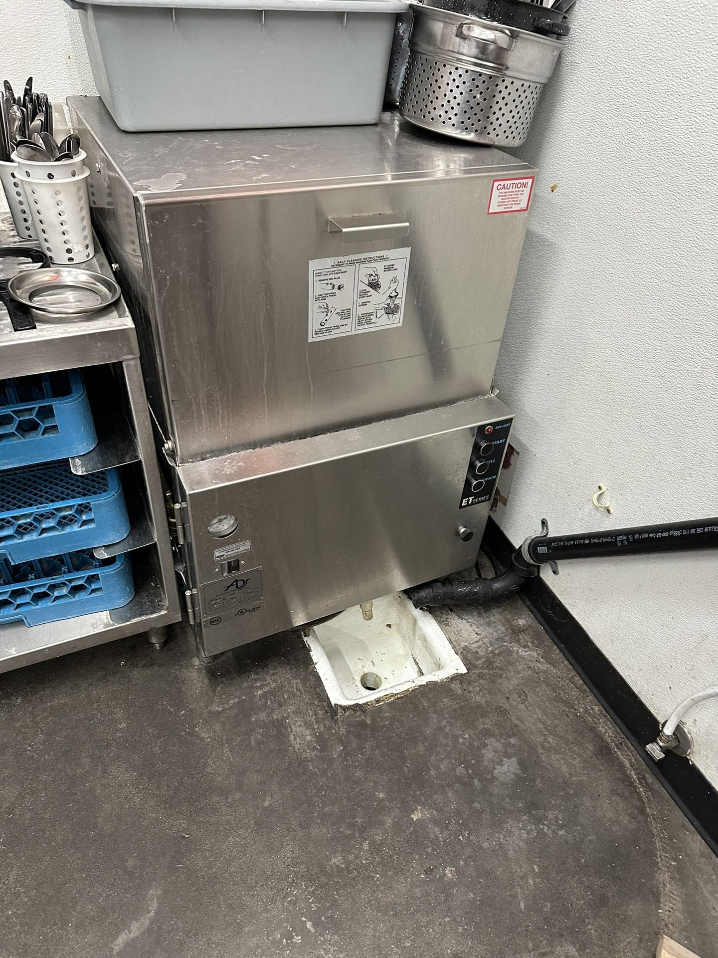 Commercial Dishwasher for Sale in WA OfferUp