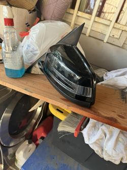 2010-2012 GLK 350 Driver Side Mirror