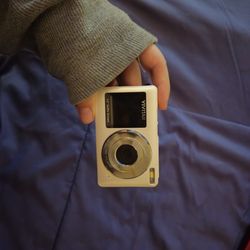 Vivitar White Digital Camera