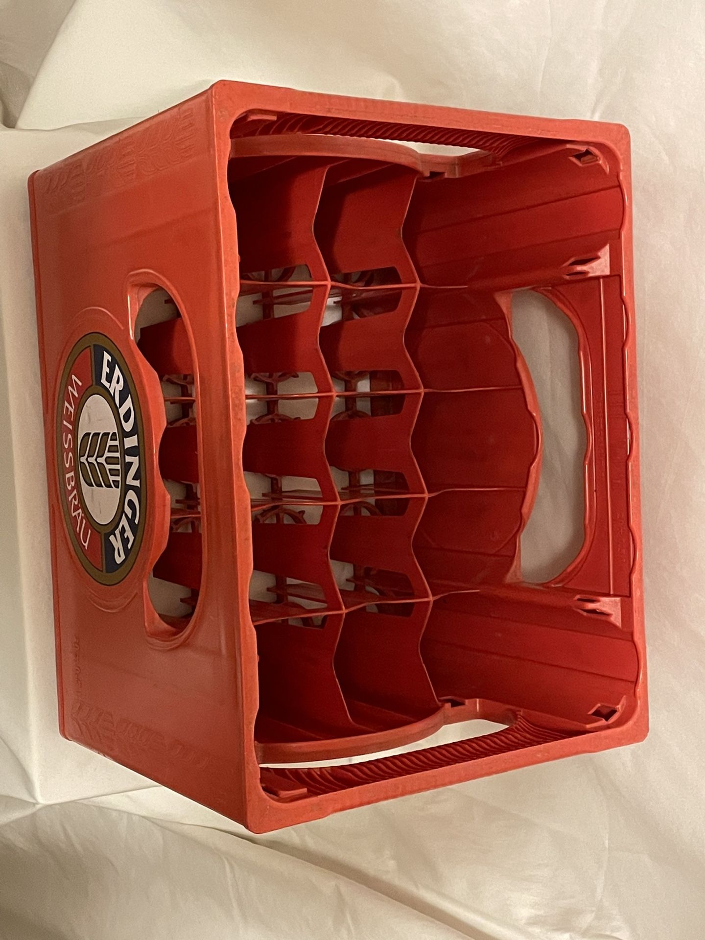 HEINEKEN BEER BOTTLE CRATE for Sale in Tucson, AZ - OfferUp