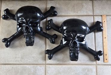 Heavy 2 Halloween Skulls