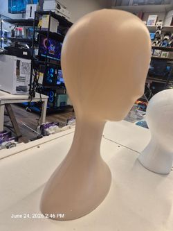 16 Inch Studio Limited Professional Plastic Mannequin Head, Durable Women Model Wig Stand Display Styling Making Display Holder with Jack for Hat, Mas