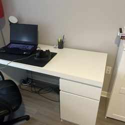 Ikea Desk And Black Leather Chair