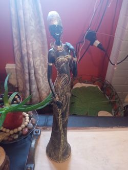 Vintage African Wood Carved Statue 