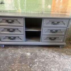 Gorgeous Dresser/ Sideboard