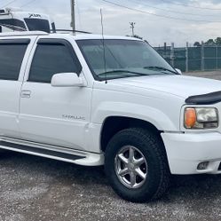 2000 Cadillac Escalade