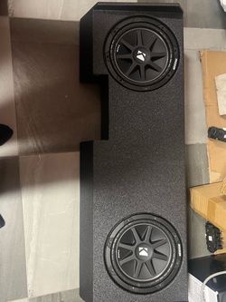 Kicker Comp Dual Subwoofer Enclosure