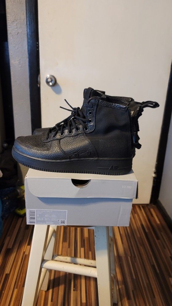 Air Force One Utility Good Cond Size 9 $110