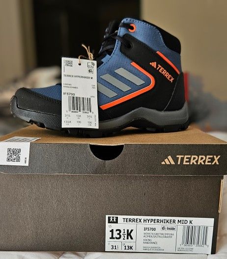Terrex Hyperhiker Mid (Little Kid)