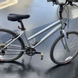 24 Speed Specialized Mountain Bike 