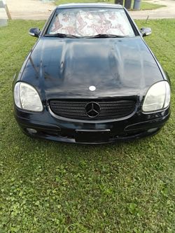 2002 Mercedes Benz SLK320 (Hard top convertible)