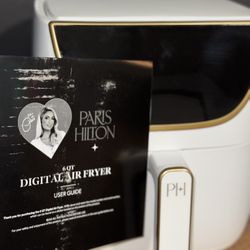 Paris Hilton Air Fryer Touchscreen