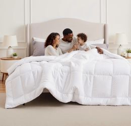 Bedsure Comforter Duvet Insert - Quilted Comforters Oversized King Size 300gsm
