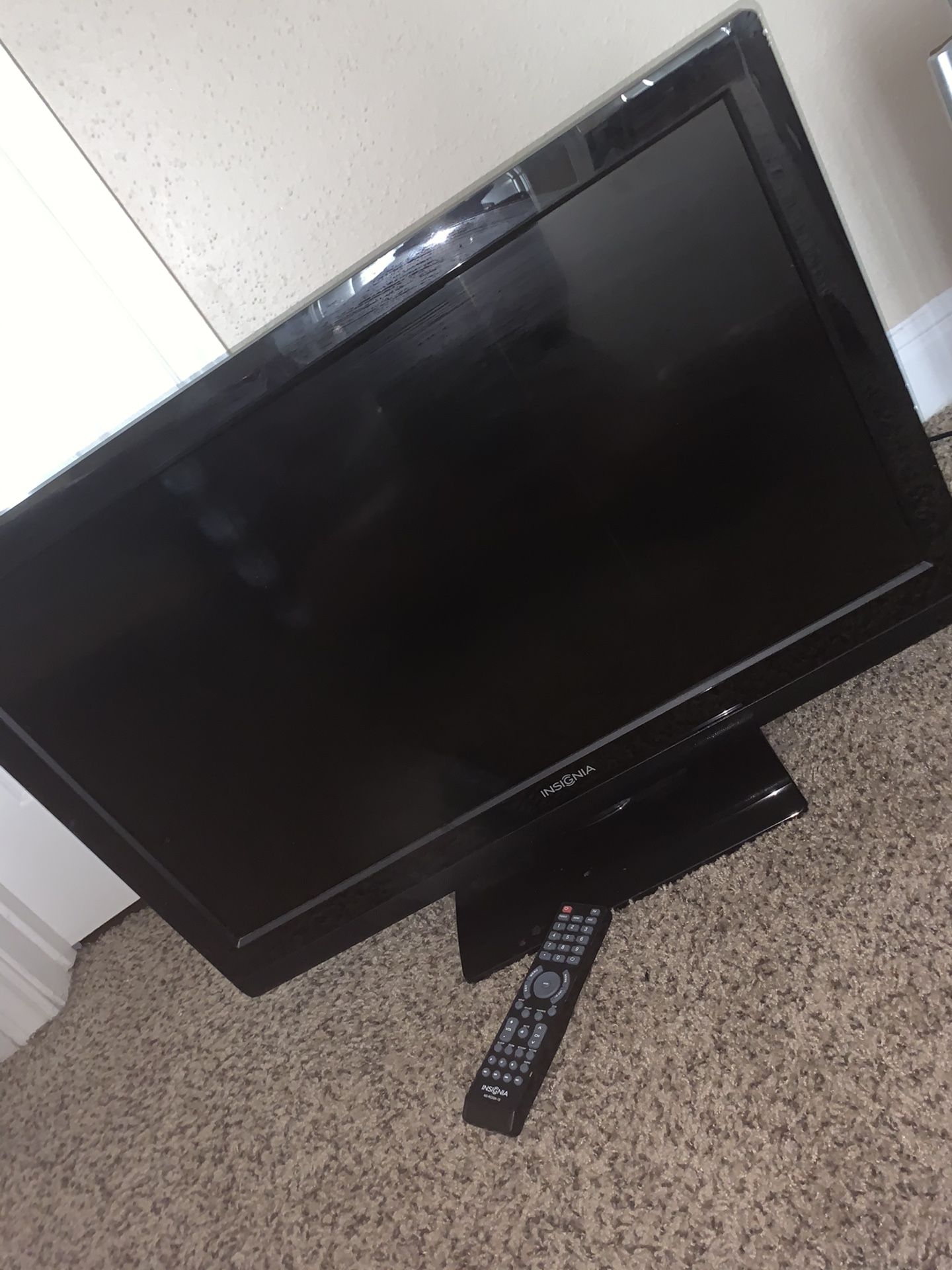 32 inch insignia tv