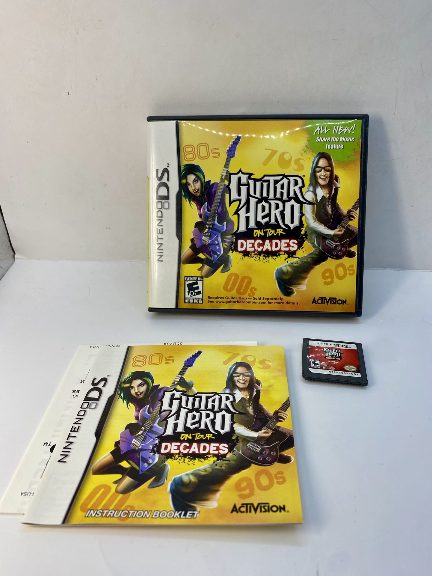 NINTENDO DS GUITAR HERO ON TOUR DECADES COMPLETE CIB w Manual Tested Authentic