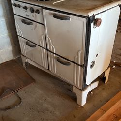 Antique Gas Stove 